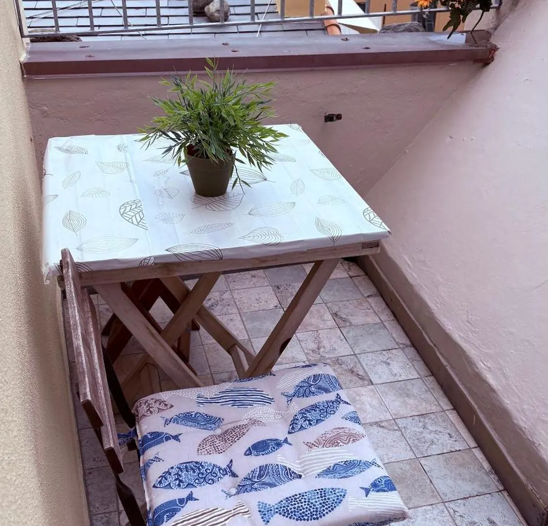 Da Isabella Apartment Vernazza Italy