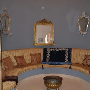 elegante-appartamento-nel-centro-di-roma.it-romehotels.com/